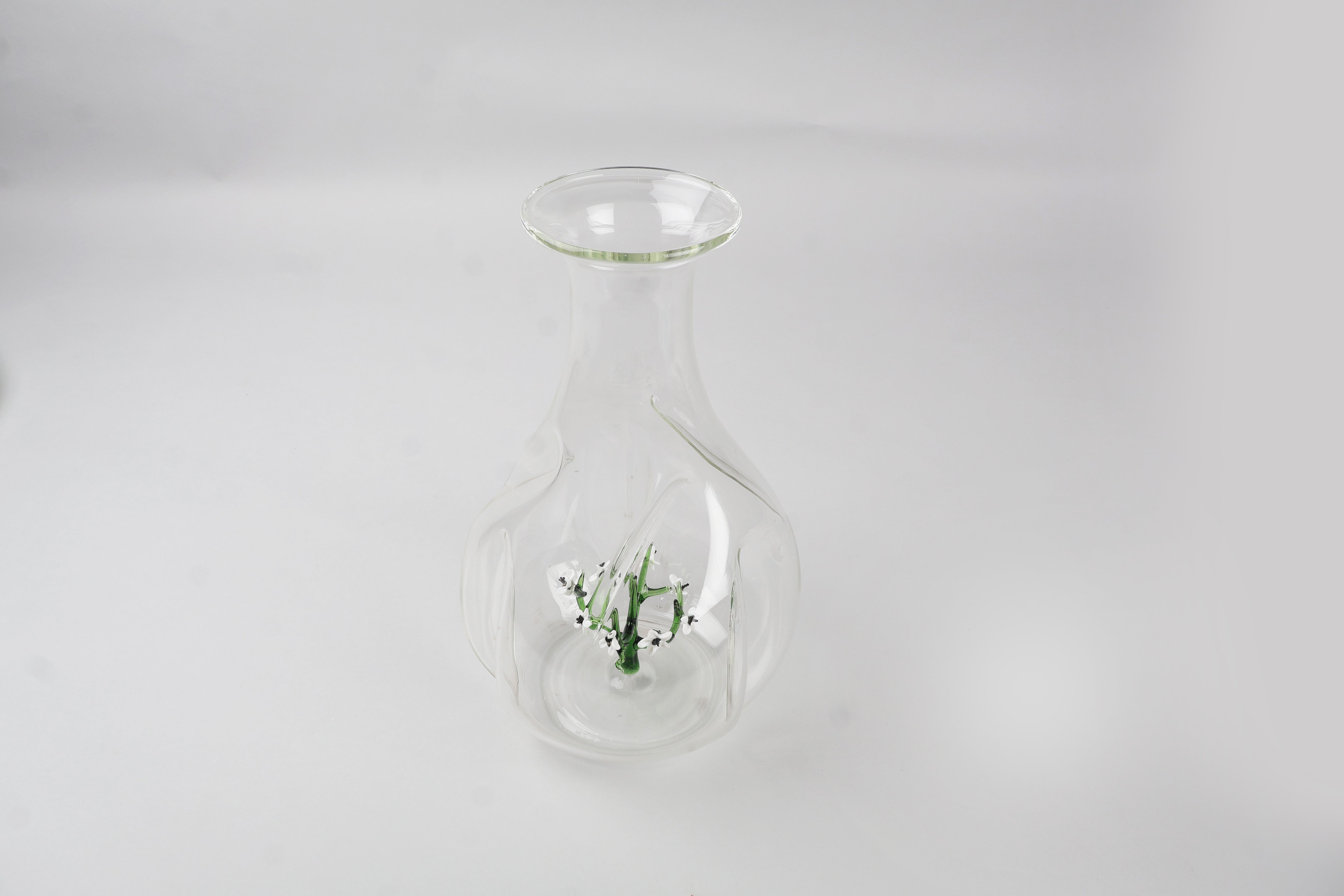 Jardin Glass Carafe- White