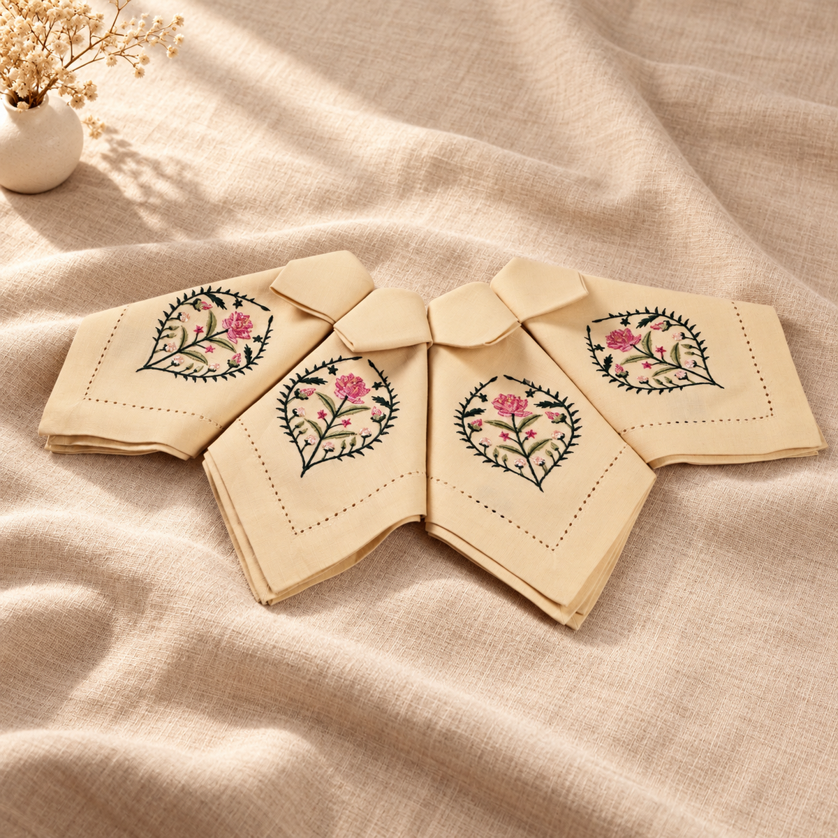 Ishara Pure Linen Placemat & Napkin Gift Set of 8