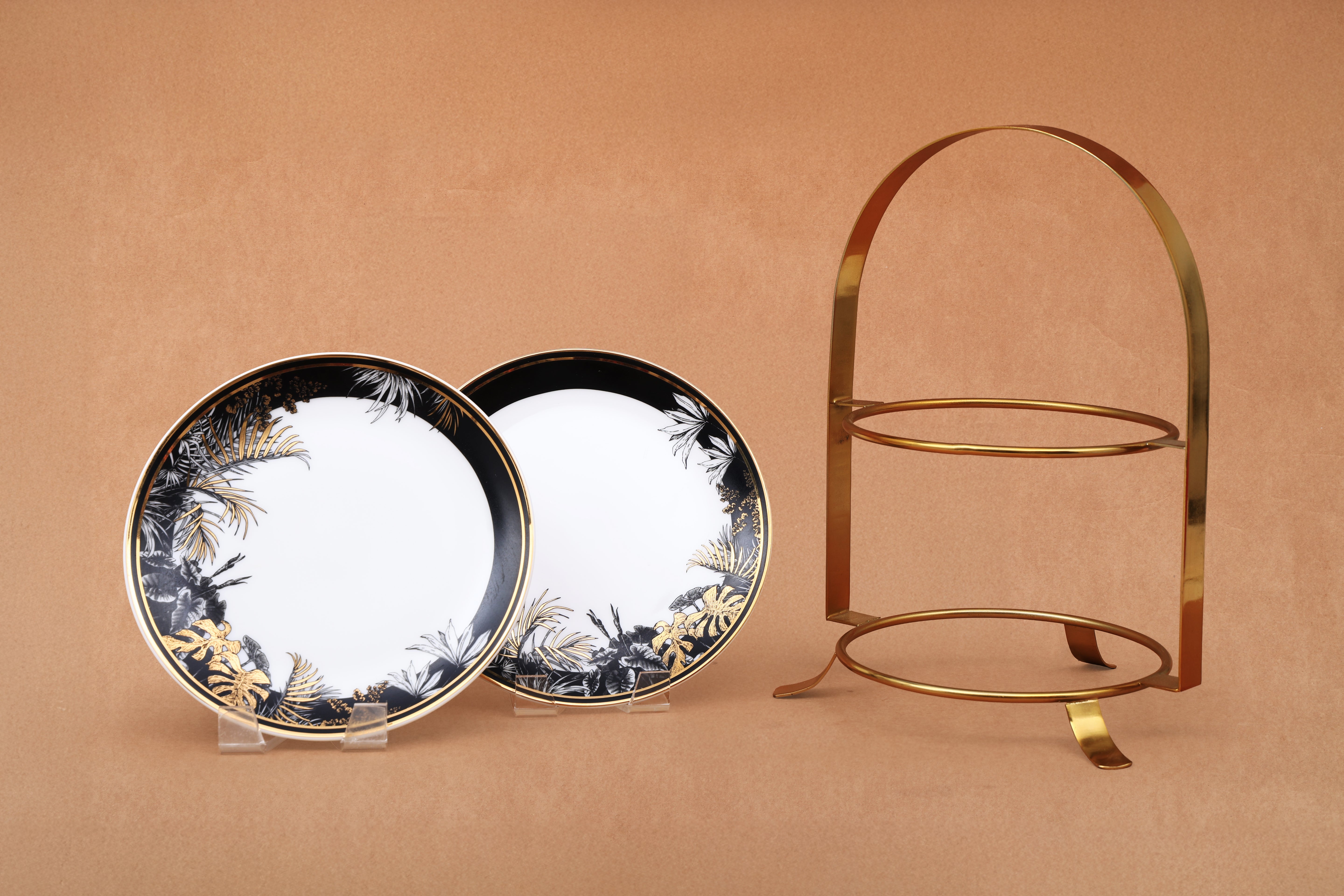 Safari Two-tier Cake Stand with BB plates