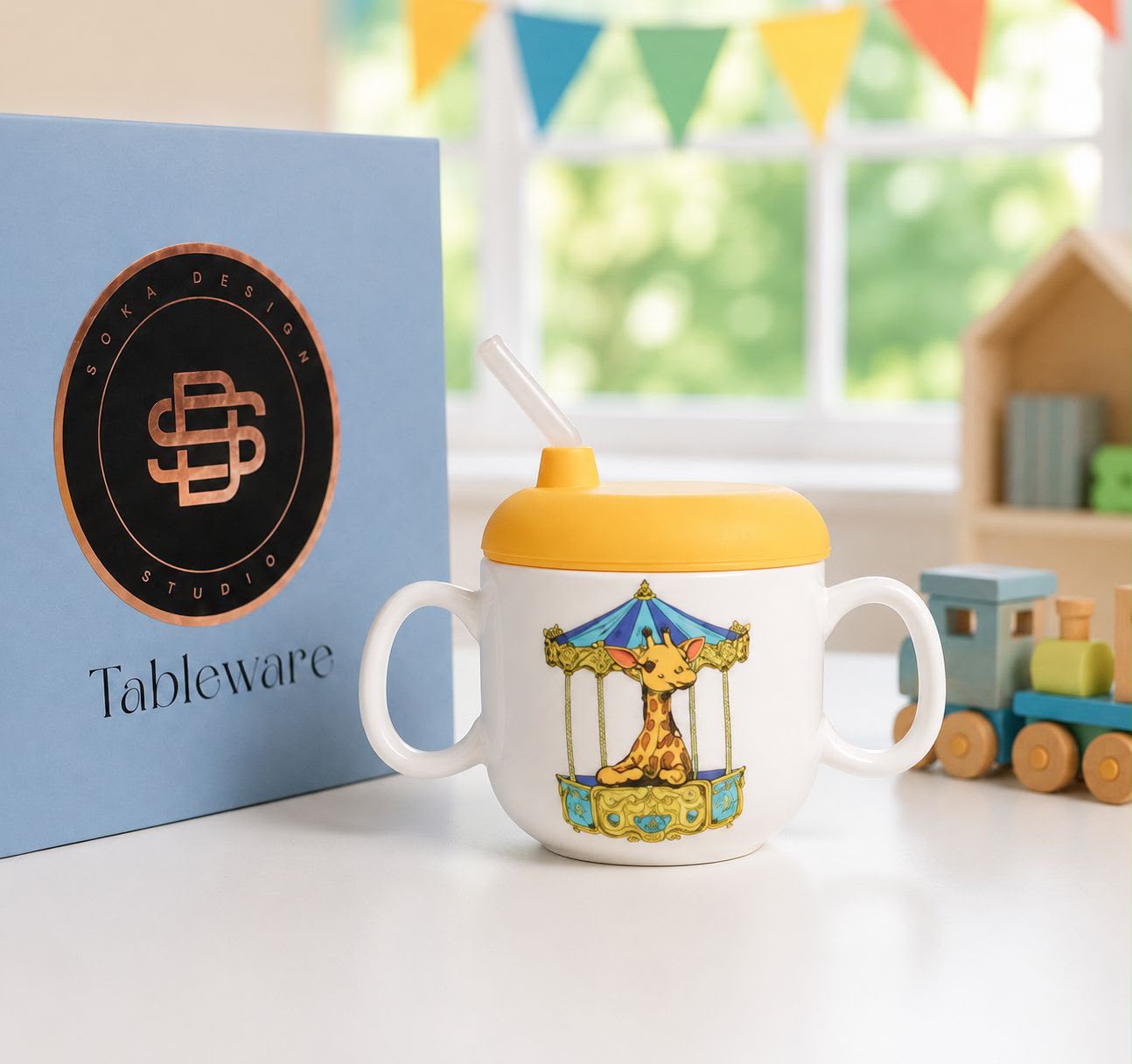 Children's Sippy cup- Giraffe with yellow lid
