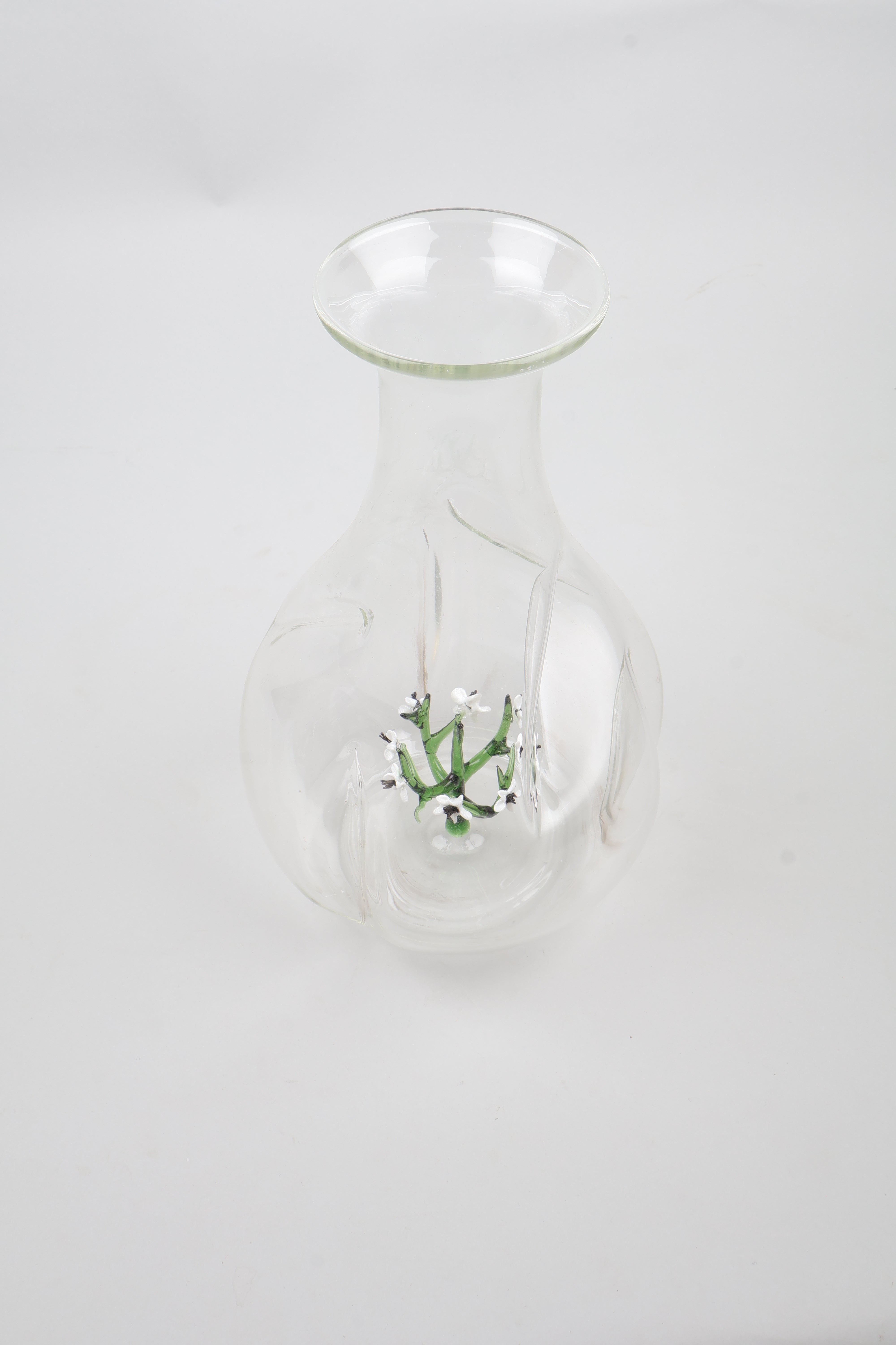 Jardin Glass Carafe- White