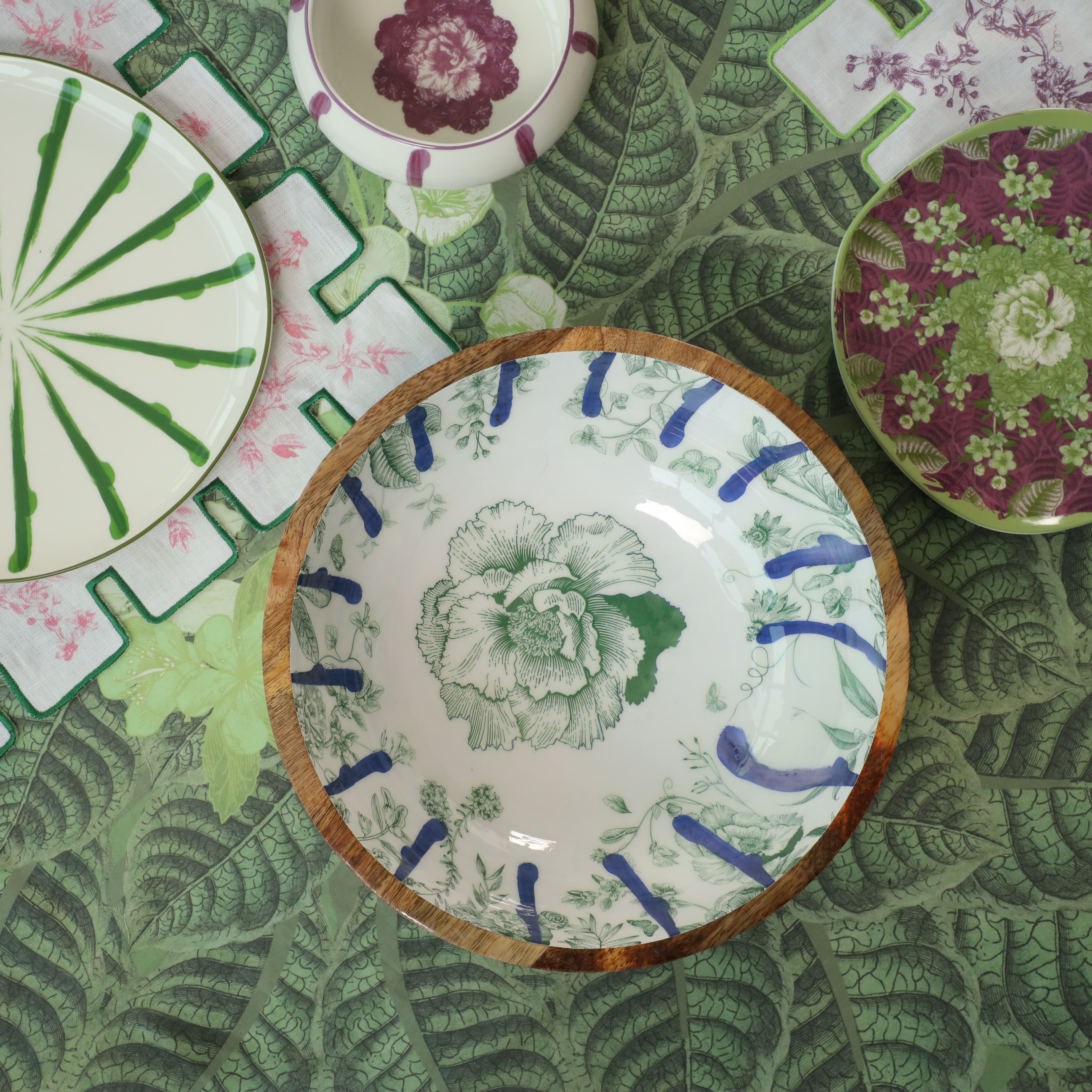 Jardin Solid Wood Salad Bowl