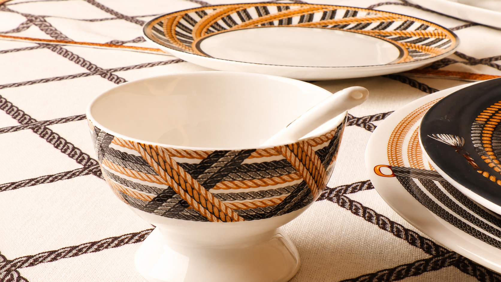 Cordage Dessert Bowl with Spoon
