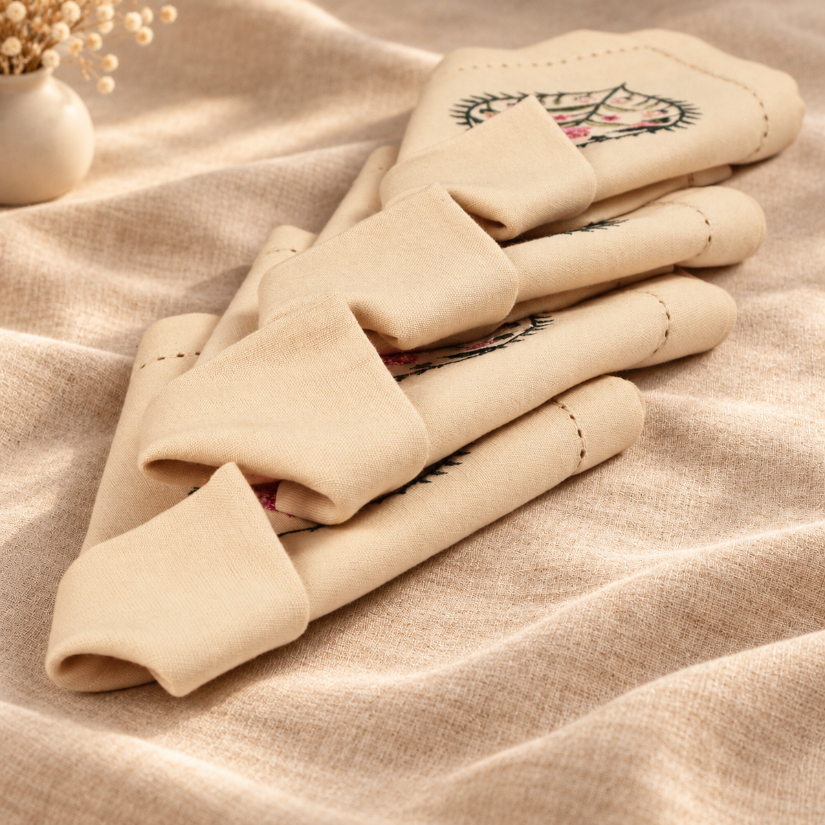 Ishara Pure Linen Placemat & Napkin Gift Set of 8