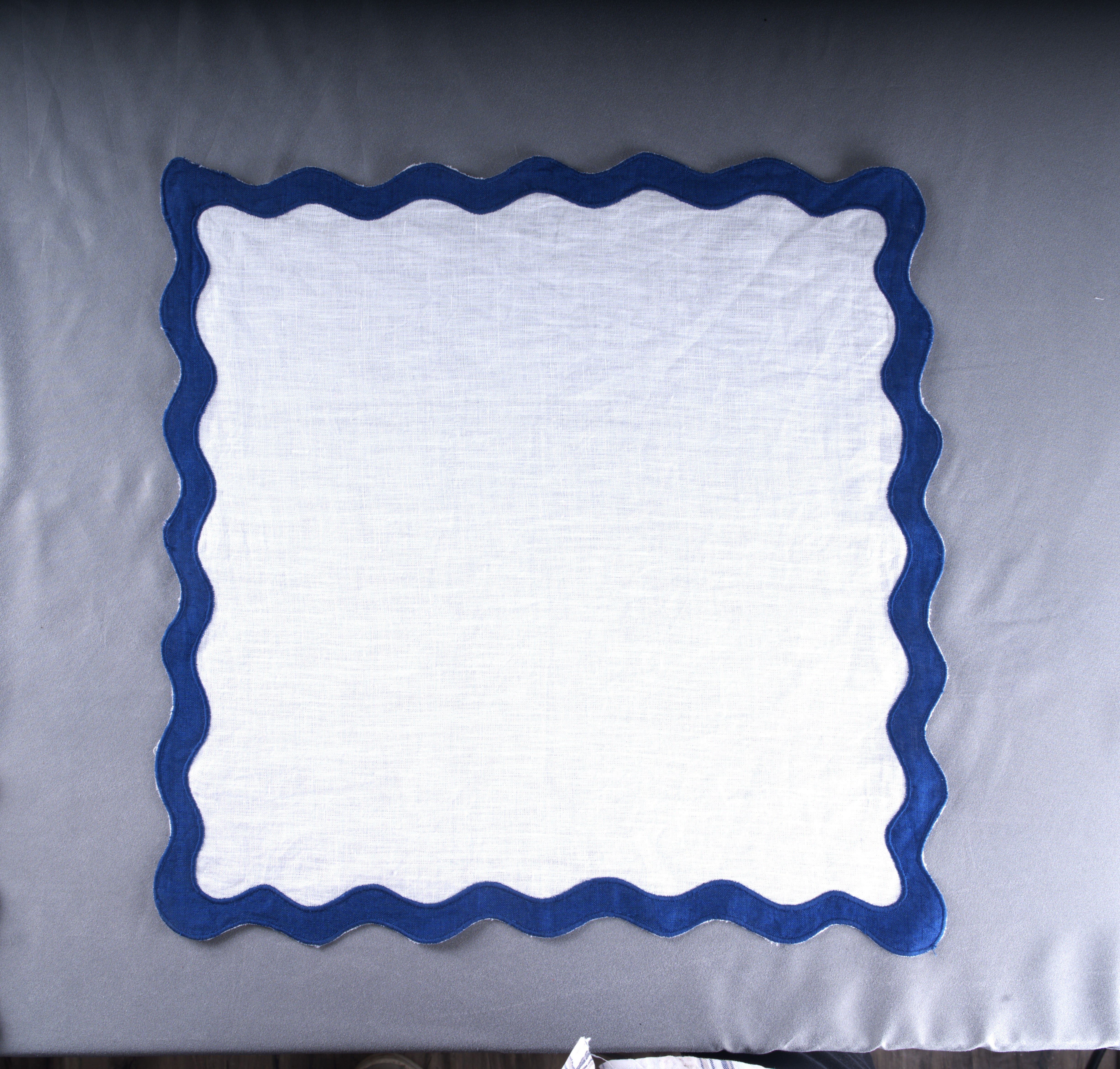 Blue white scallop pure linen napkin