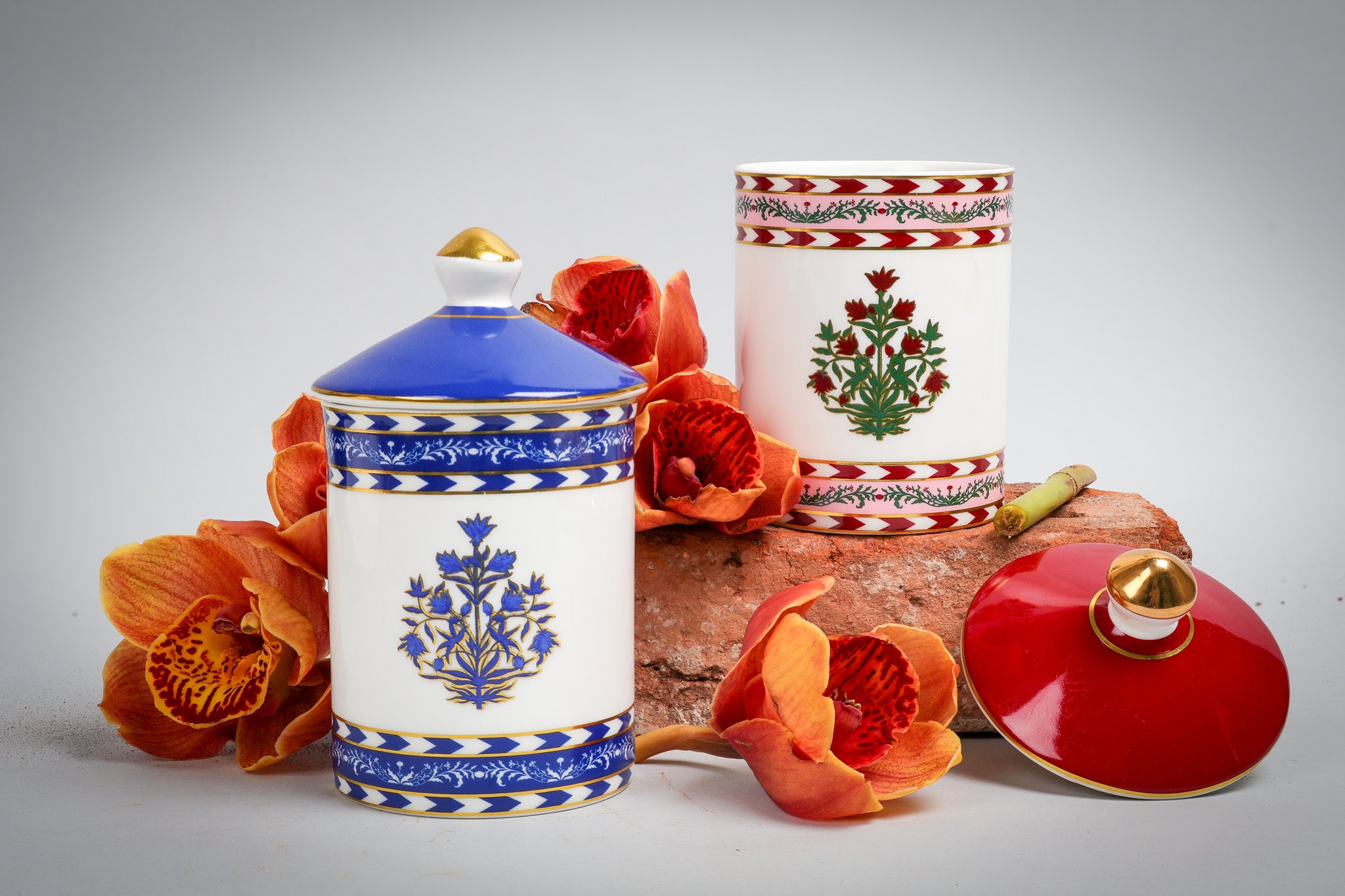 Amer Candleholders- Set of 2