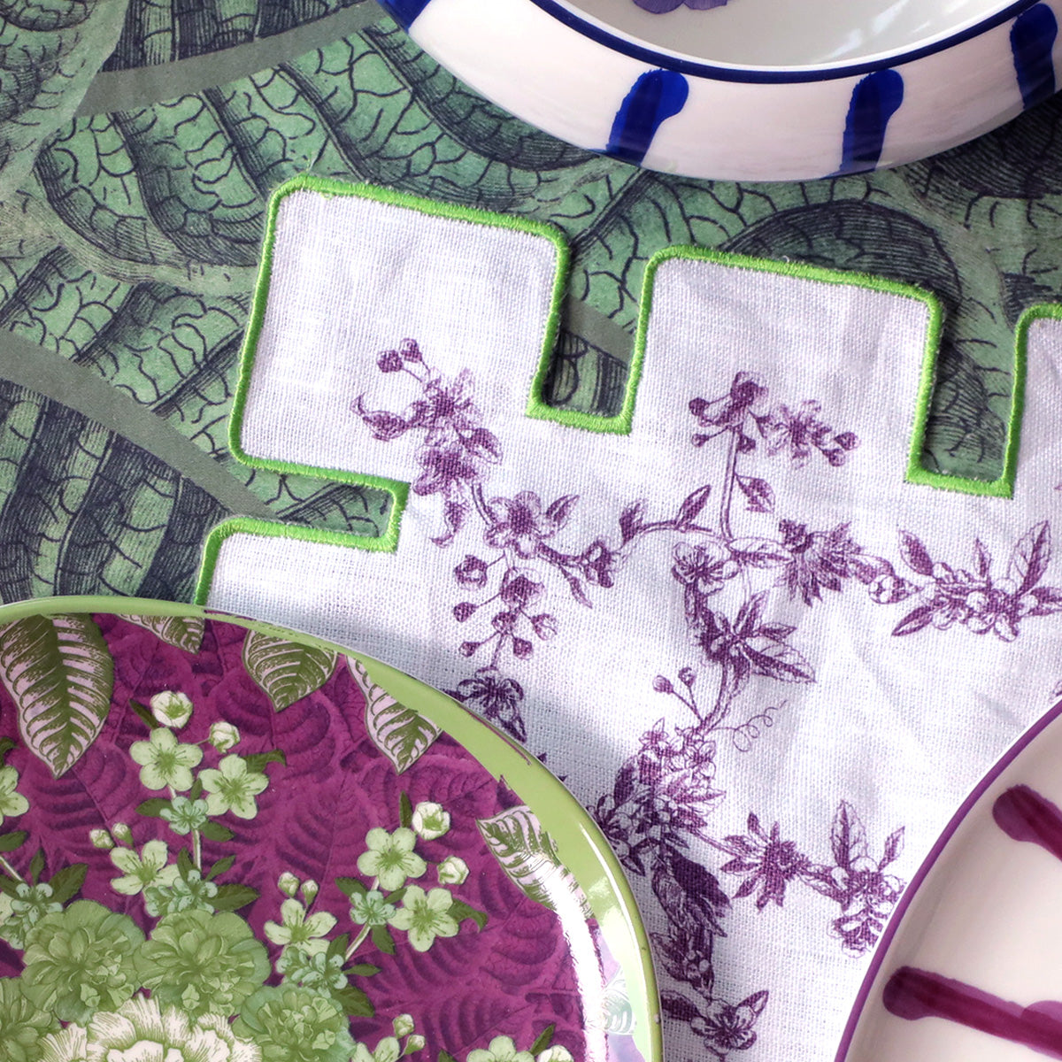 Jardin Linen Laminated Placemat- Light Green & Purple