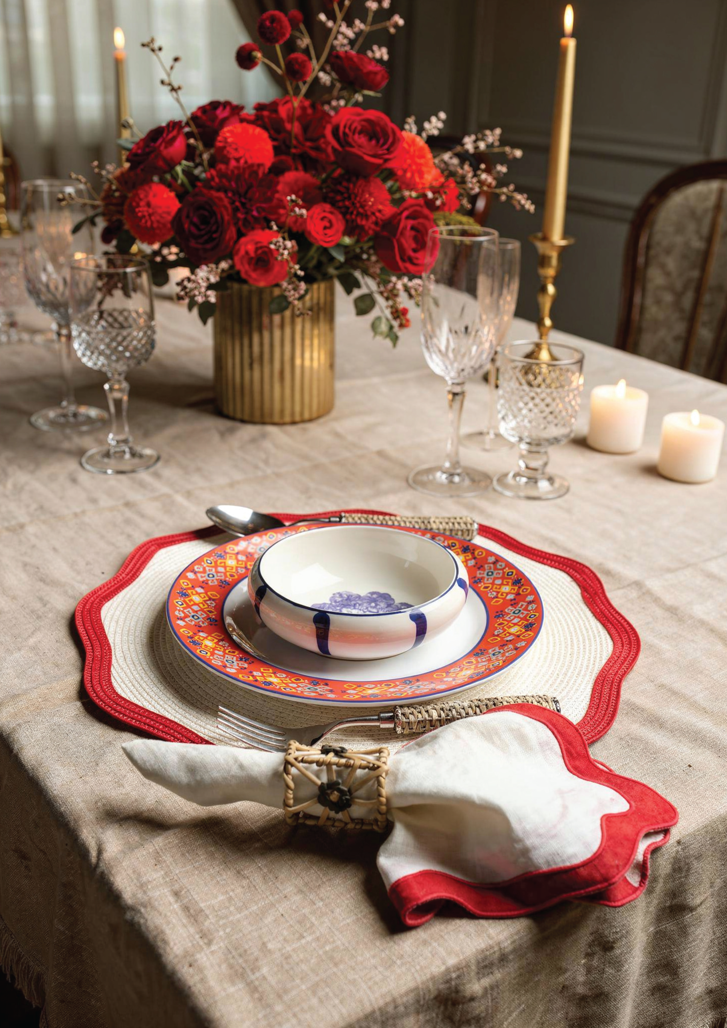 Scallop Red Placemat & Table Napkin