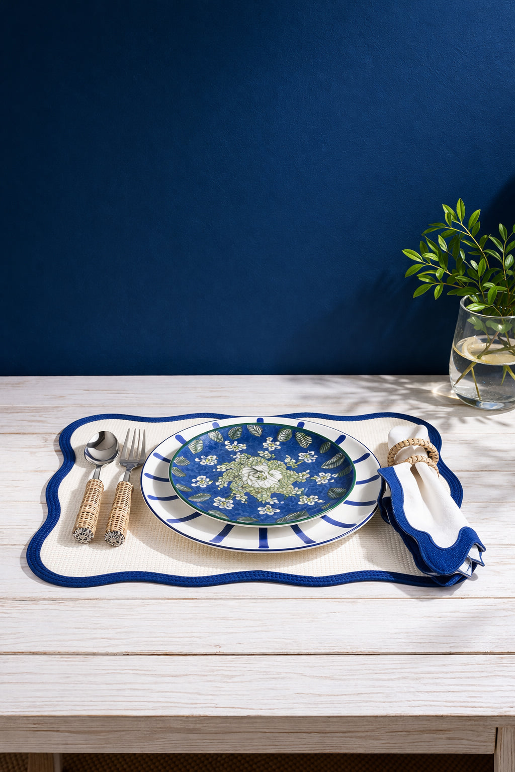 Scallop Blue Placemat & Table Napkin