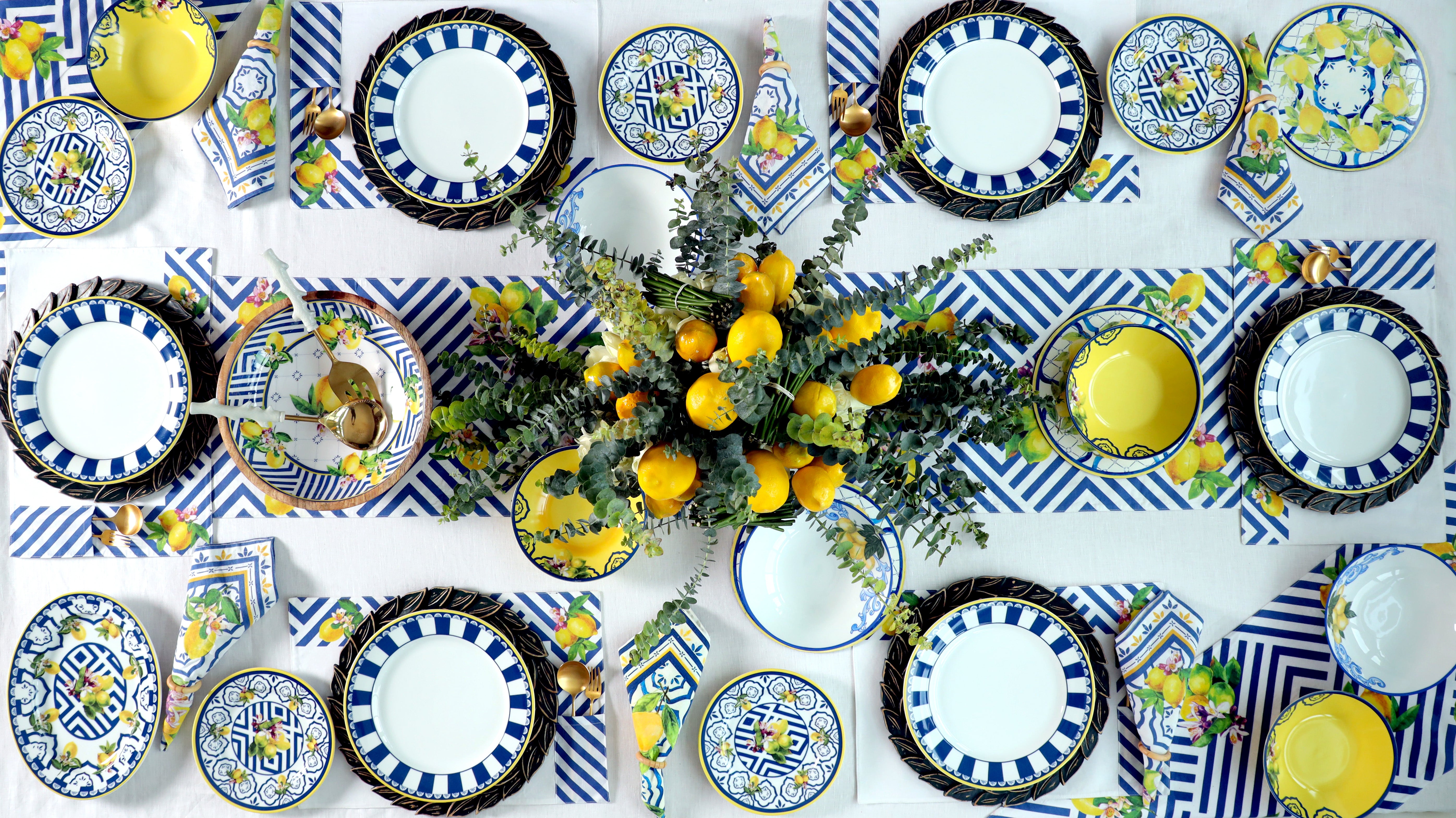 Bella Table Runner
